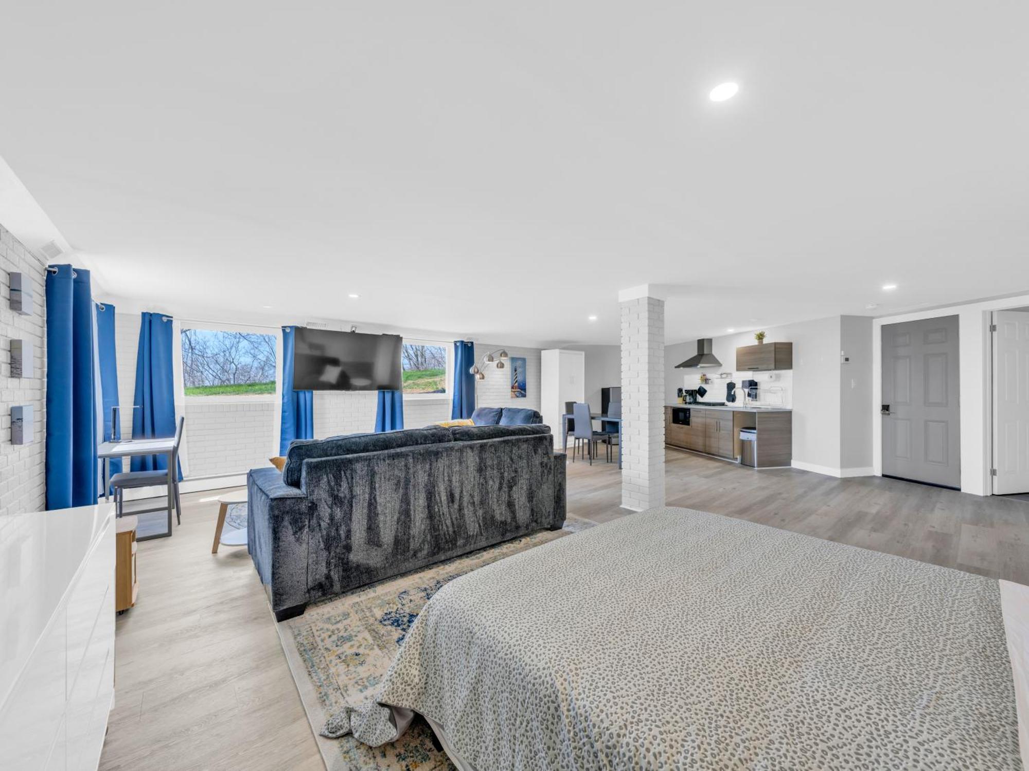 Cliffside Suite #3 - Seacliff Beach Suites Leamington Buitenkant foto
